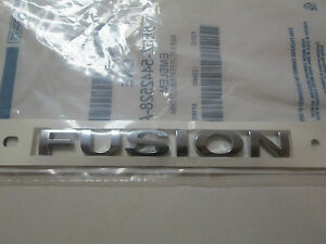 Надпись двери багажника Fusion